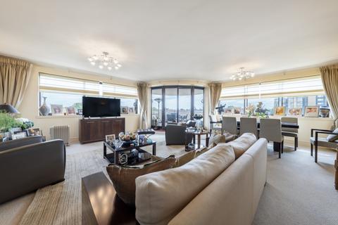 2 bedroom apartment for sale, The Terraces, 12 Queens Terrace, London, NW8