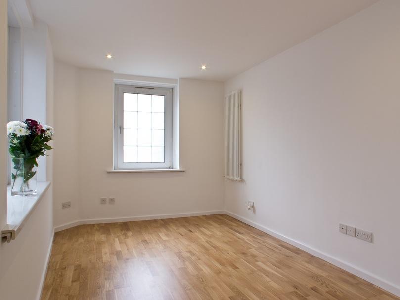 Wainwright House, Wapping, E1W 1 bed apartment £1,690 pcm (£390 pw)