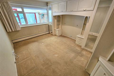 39 Ambleside Close, Thingwall, Wirral, CH61 3XQ