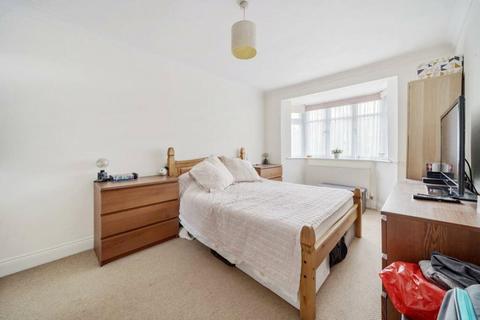 3 bedroom end of terrace house for sale, Verdant Lane, London, SE6