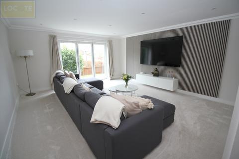 4 bedroom detached house for sale, Pleasant Drive, Davyhulme