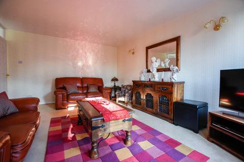 17 Kemsley Close, Greenhithe, DA9 9LS