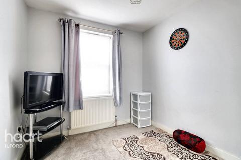 3 bedroom terraced house for sale, Roman Road, Ilford