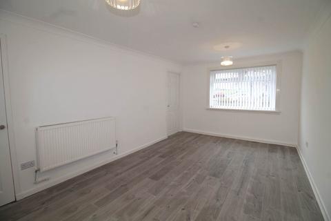 2 bedroom house to rent, Merchiston Avenue, Linwood, PA3 3TP