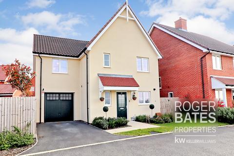 4 bedroom detached house for sale, Carters Crescent, Wolsey Park, Rayleigh, Essex SS6