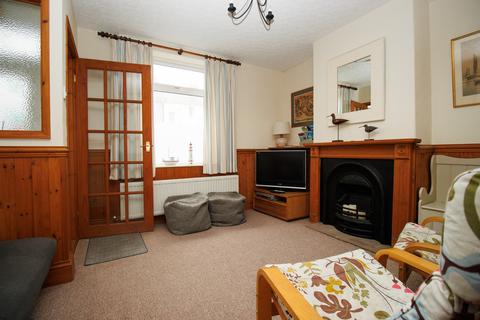 4 bedroom cottage for sale, Chapel Street, Filey YO14