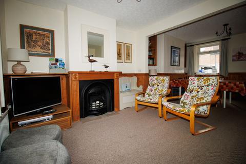 4 bedroom cottage for sale, Chapel Street, Filey YO14