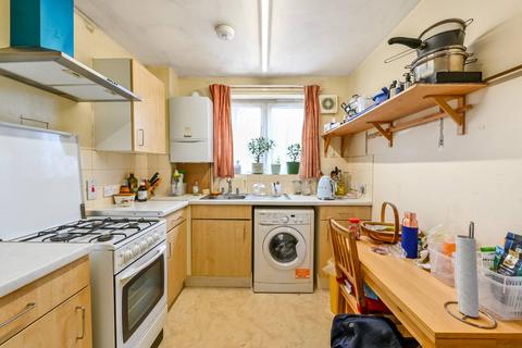 Flat 2, 29 Trowbridge Road, London, E9 5LF