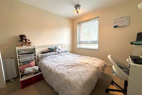 2 bedroom flat to rent, Rowan Court, 10 Bowlas Avenue, Sutton Coldfield, West Midlands, B74