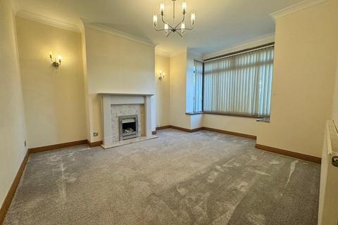 4 bedroom house to rent, Poplar Grove, Bradford, West Yorkshire, BD7