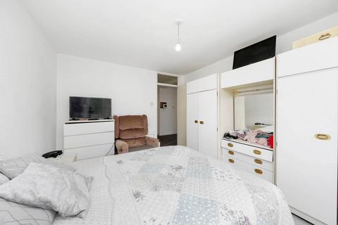 55 Clearbrook Way, London, E1 0SD