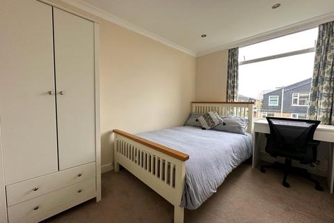 undefined, Lauradale, Bracknell, Berkshire, RG12