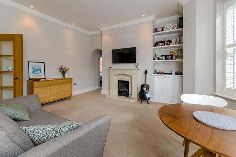 1 bedroom apartment for sale, Jenner Road, Guildford, Surrey, GU1