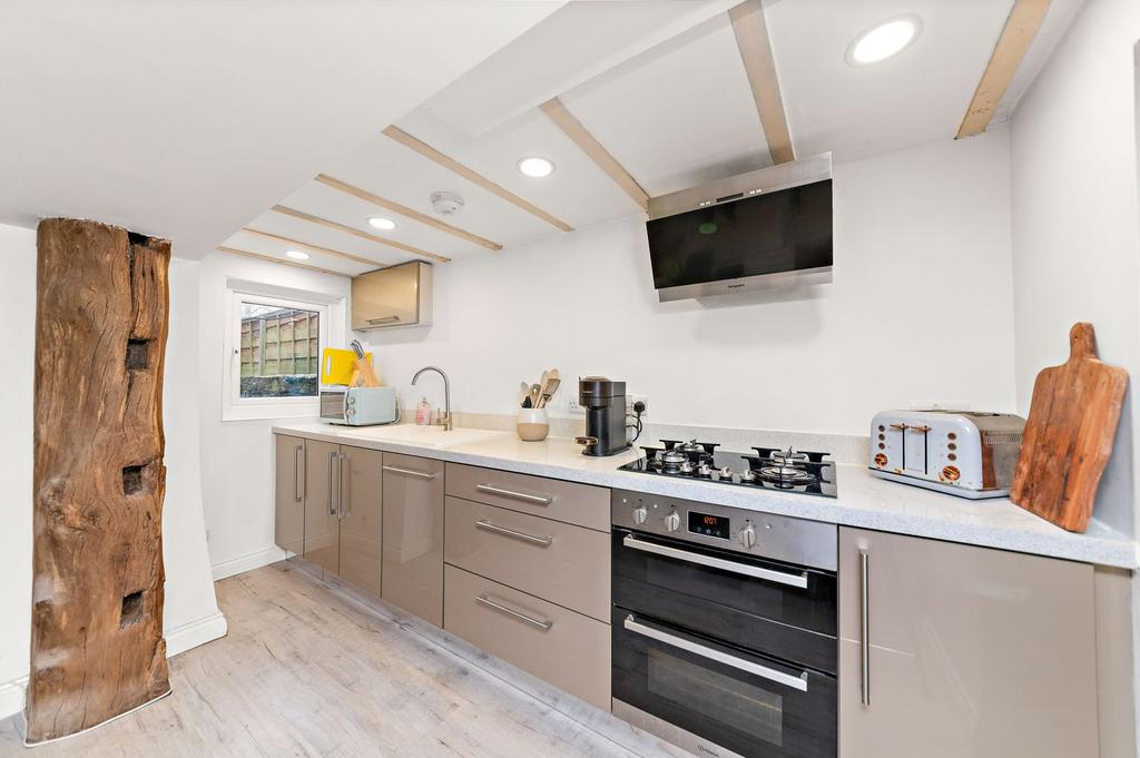 Gib Lane, Skelmanthorpe, HD8 2 bed property for sale £175,000