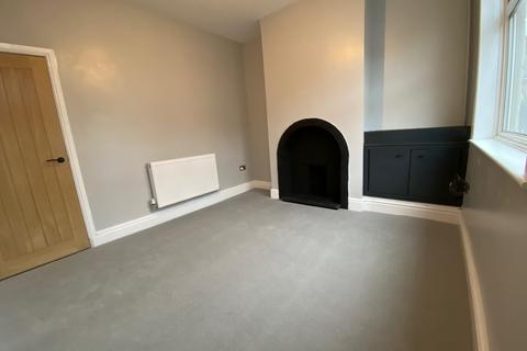 3 bedroom terraced house to rent - Grosvenor Avenue, Newcastle-under-Lyme, ST4