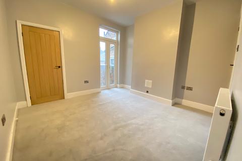 Grosvenor Avenue, Newcastle-under-Lyme, ST4