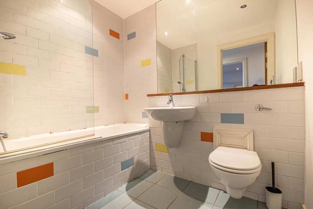 Apartment in Newcastle upon Tyne, Grainger Town - View 4
