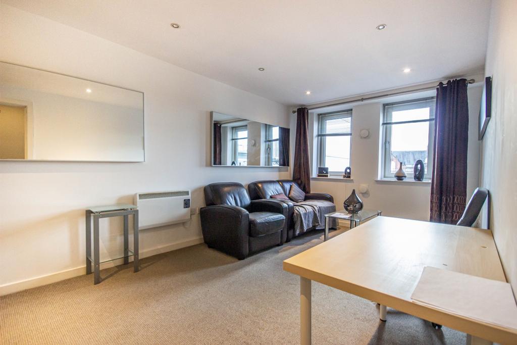 Apartment in Newcastle upon Tyne, Grainger Town - View 5