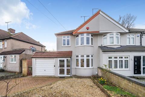 4 Eversley Avenue, Bexleyheath, DA7 6RB