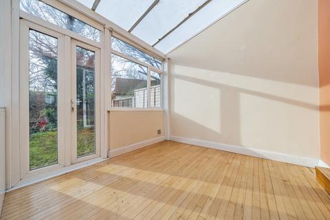 4 Eversley Avenue, Bexleyheath, DA7 6RB