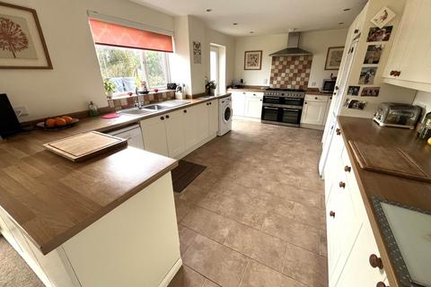 4 bedroom detached house for sale, Spencer Close, Exmouth