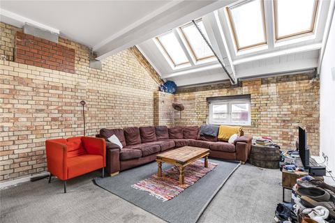 3 bedroom apartment to rent, Pump House Close, London, SE16