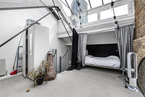 3 bedroom apartment to rent, Pump House Close, London, SE16