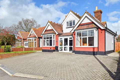81 Beltinge Road, Herne Bay, CT6 6BD