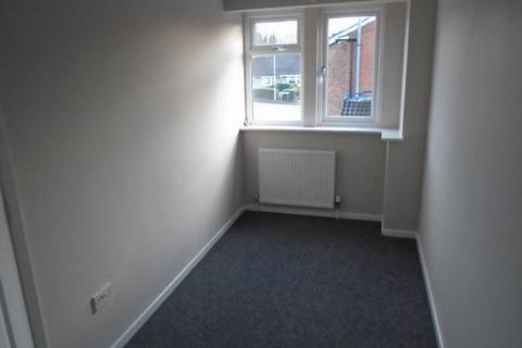 2 bedroom semi-detached house to rent, Gosford Drive, Hinckley