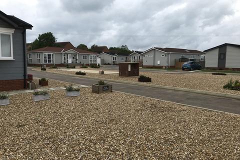 2 bedroom park home for sale, Ipswich, Suffolk, IP7