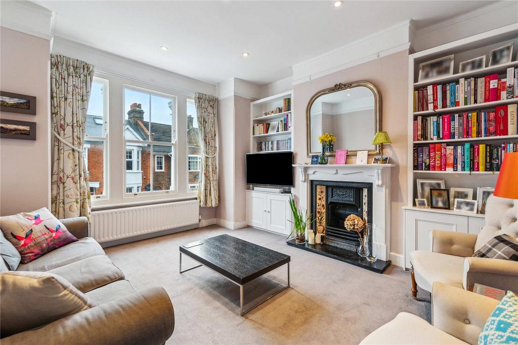 Waldron Road, SW18 4 bed for sale £875,000
