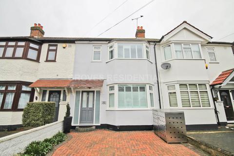 3 bedroom terraced house to rent, Tennyson Avenue, New Malden