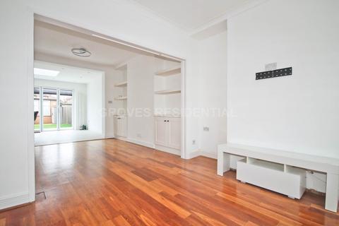 3 bedroom terraced house to rent, Tennyson Avenue, New Malden
