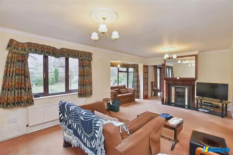 4 bedroom detached house for sale, Weybridge Close, Appleton, Warrington