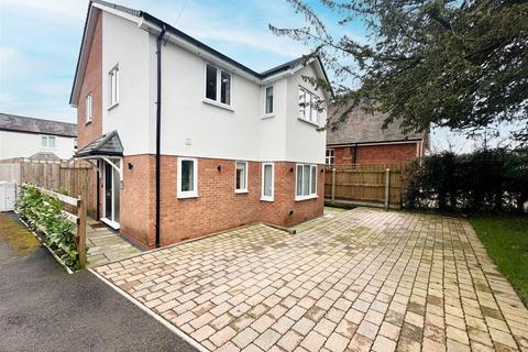 3 bedroom detached house for sale, Chapel Drive, Wythall, B47 6JP