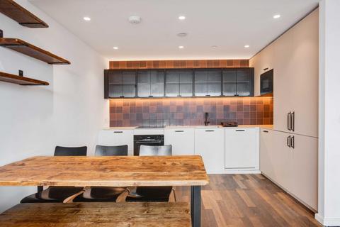 2 bedroom flat to rent, Lawrence Road, London N15