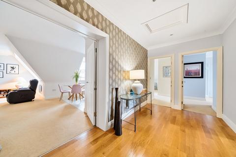 undefined, Baker Street, Weybridge, KT13