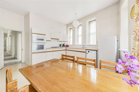 4 bedroom apartment to rent - Finchley Road, London, NW3