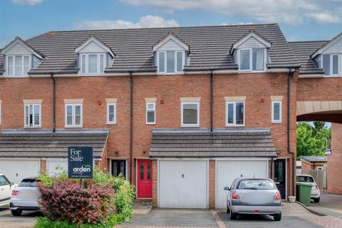 3 bedroom terraced house for sale, Archer Terrace, Feckenham Road, Headless Cross, Redditch B97 5BU