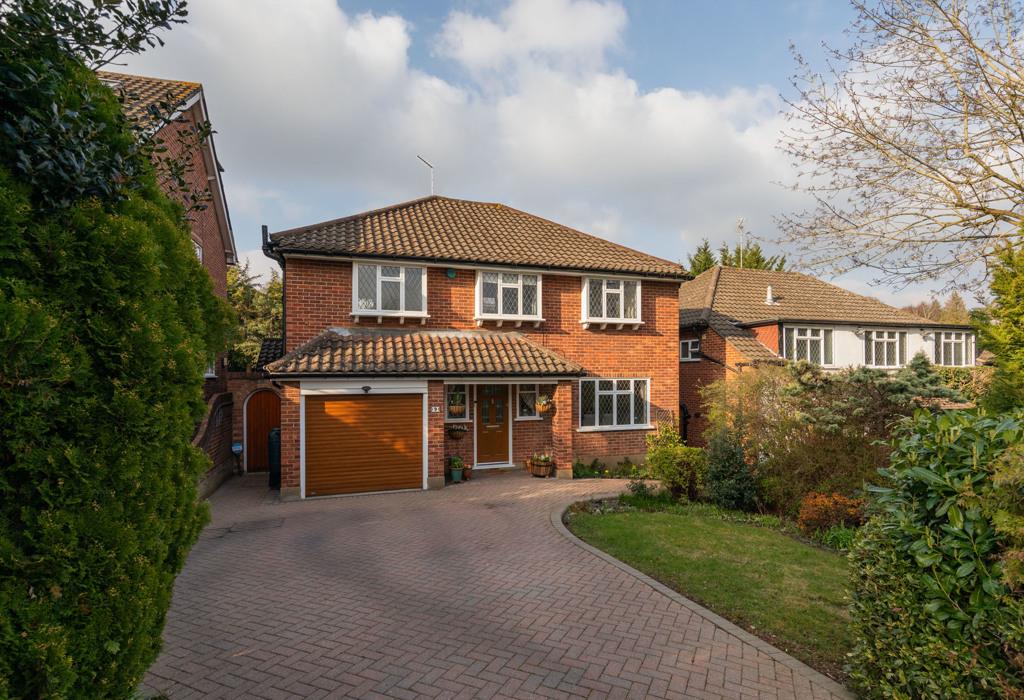 Campions, Loughton, Essex 4 bed detached house for sale £1,150,000