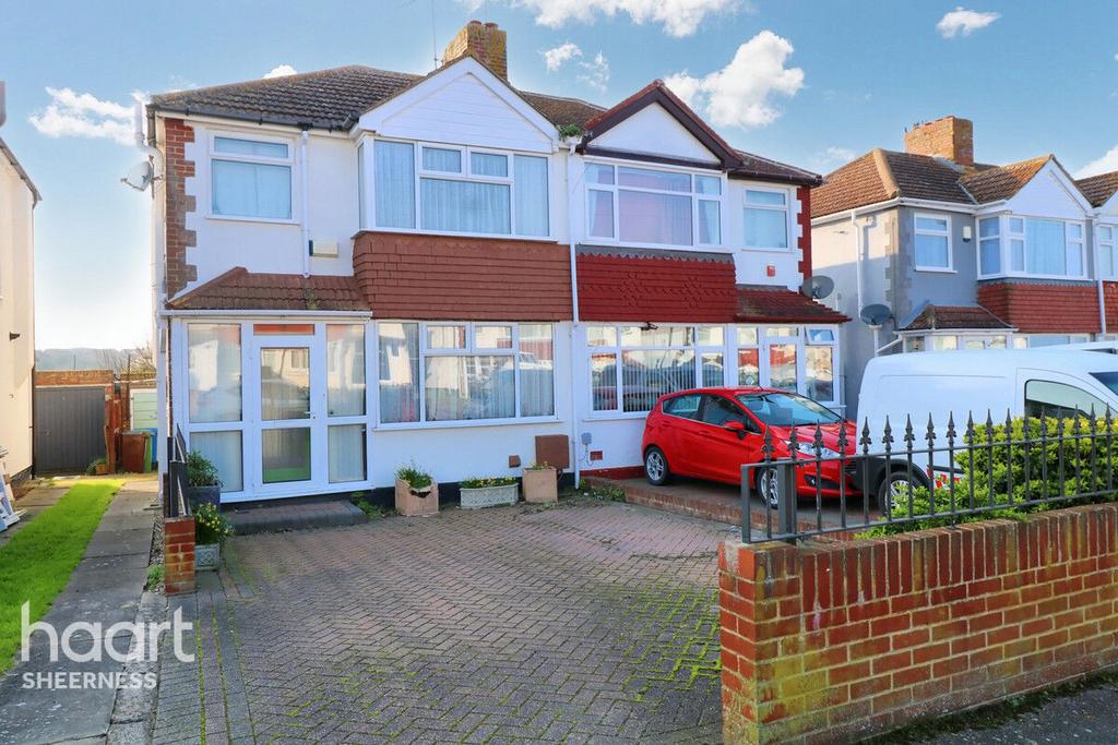 Marian Avenue, Minster on sea 2 bed semidetached house for sale £270,000