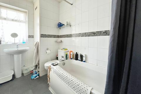 38 Dovehouse Close, Whitefield, Manchester, M45 7PE