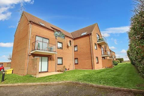 3 bedroom apartment for sale, Redgate Heights, Hunstanton