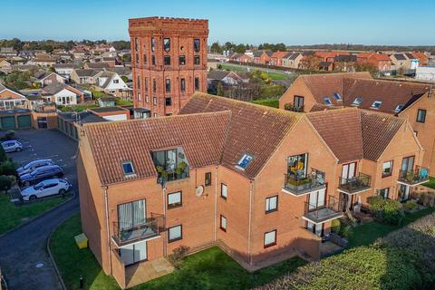 3 bedroom apartment for sale, Redgate Heights, Hunstanton