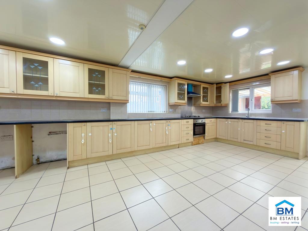 House in Leicester - View 2