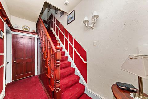4 bedroom semi-detached house for sale, Bywell Road, Dewsbury, WF12