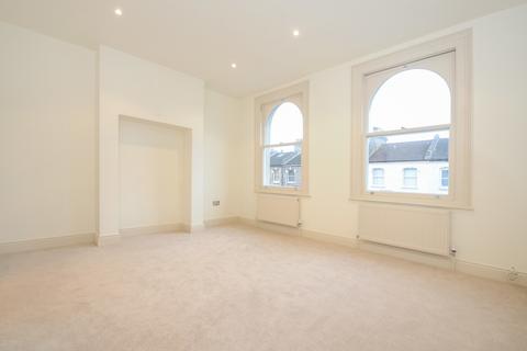 4 bedroom house to rent - Hannell Road London SW6