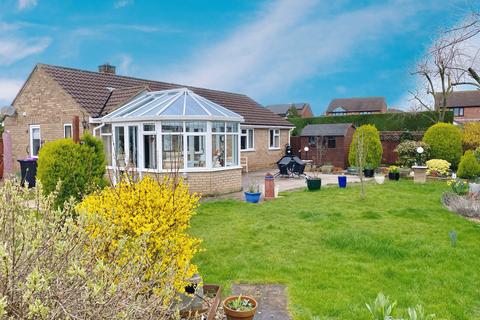 3 bedroom detached bungalow for sale - Manchester Way, Grantham, NG31