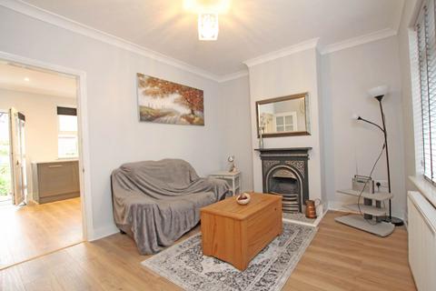 2 bedroom end of terrace house for sale, Okehurst Road, Eastbourne, BN21 1QP