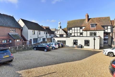 1 bedroom flat for sale, High Street, Surrey GU7